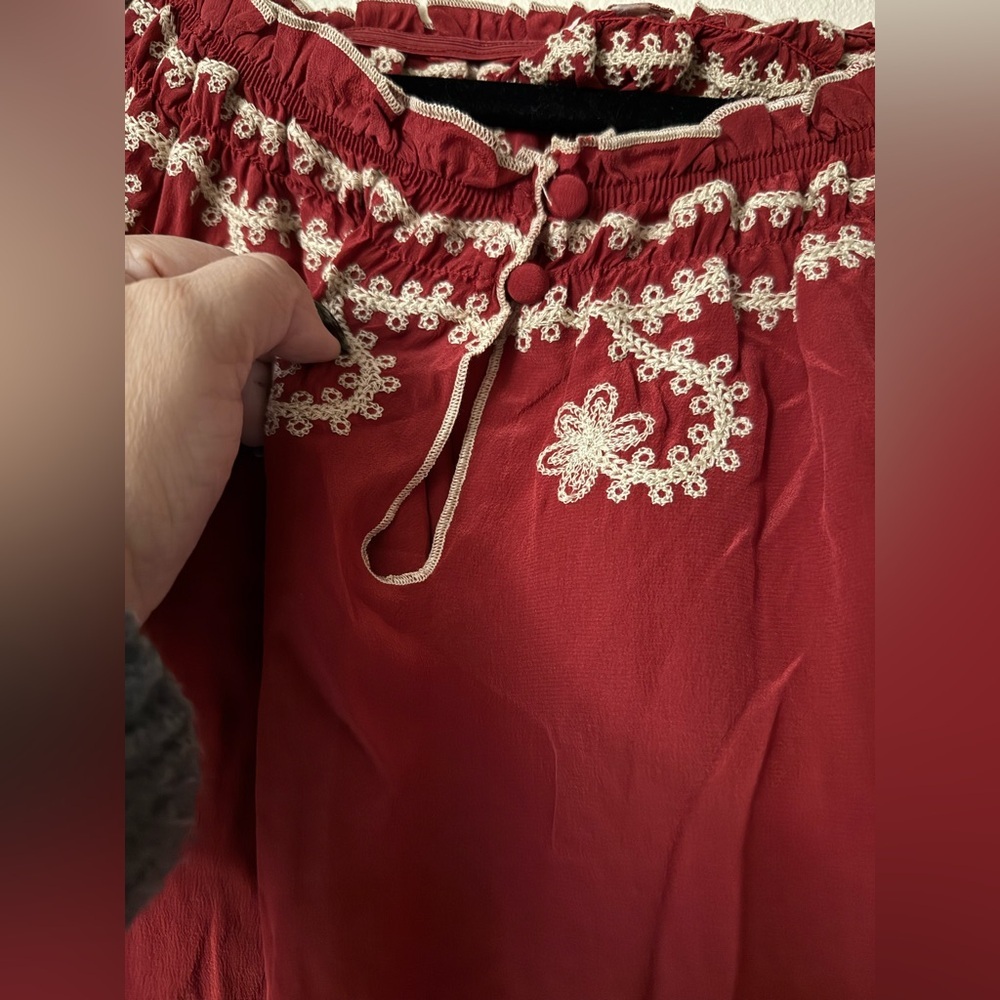 Sundance Crimson Minidress/Tunic with Beige Embroidery, 100% Silk (no size tag) - Picture 5 of 9